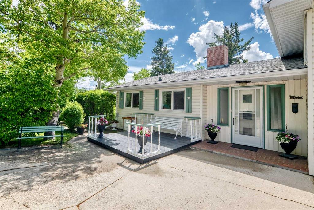 Picture for 10737 Eamon Road NW