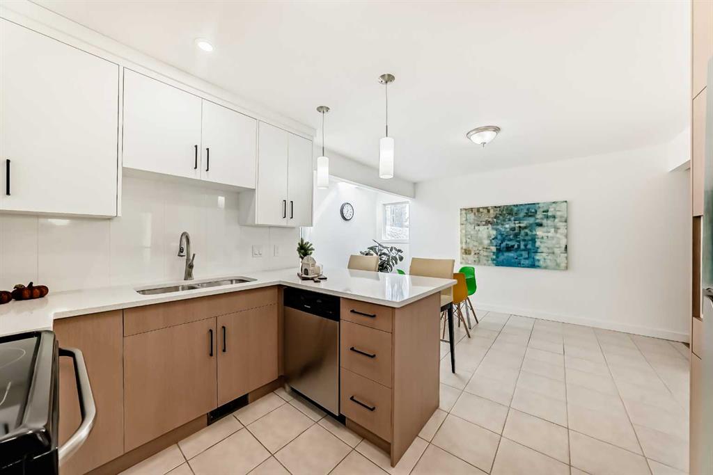 Picture for 451 Huntbourne Hill NE