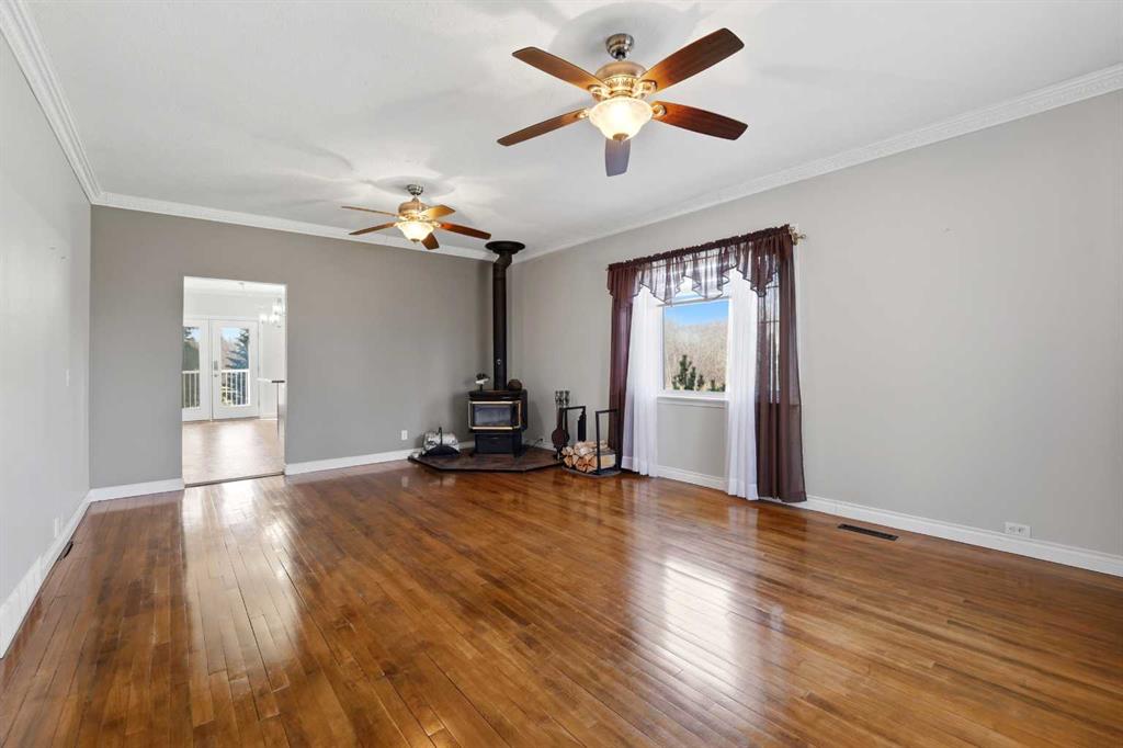 Picture for 38537 Range Road 184  