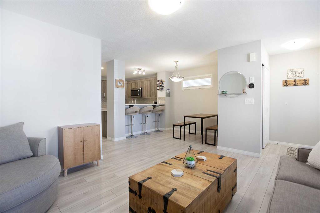 Picture for 239 Windford Crescent SW