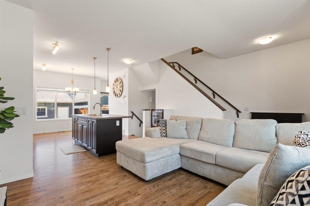 Picture for 648 Mahogany Boulevard SE