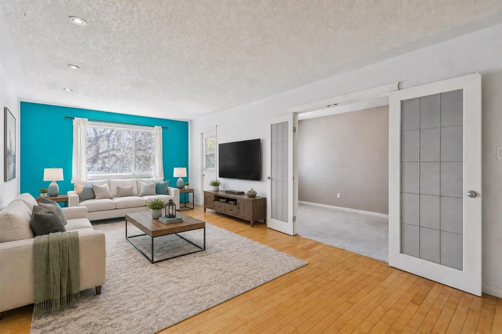 Picture for 301, 638 Meredith Road NE