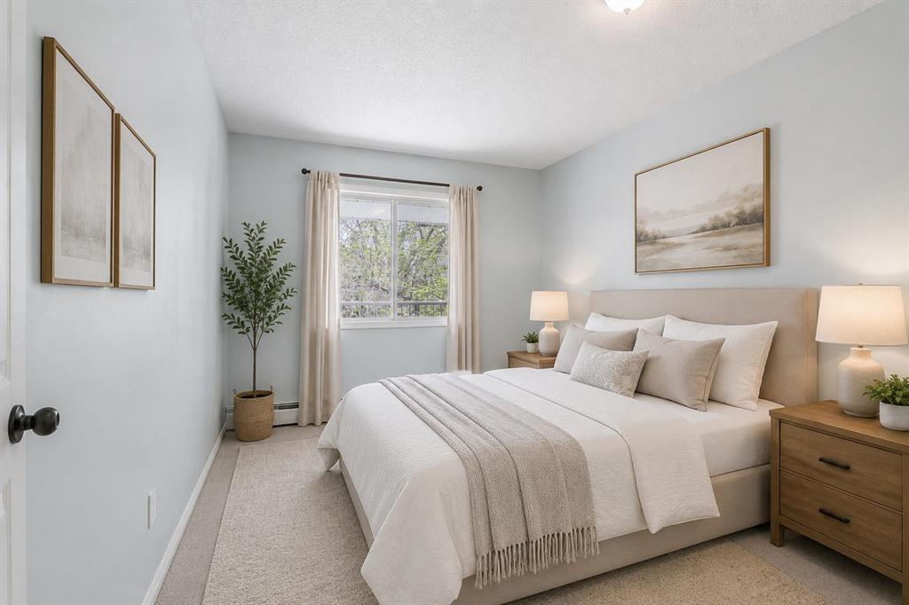 Picture for 301, 638 Meredith Road NE
