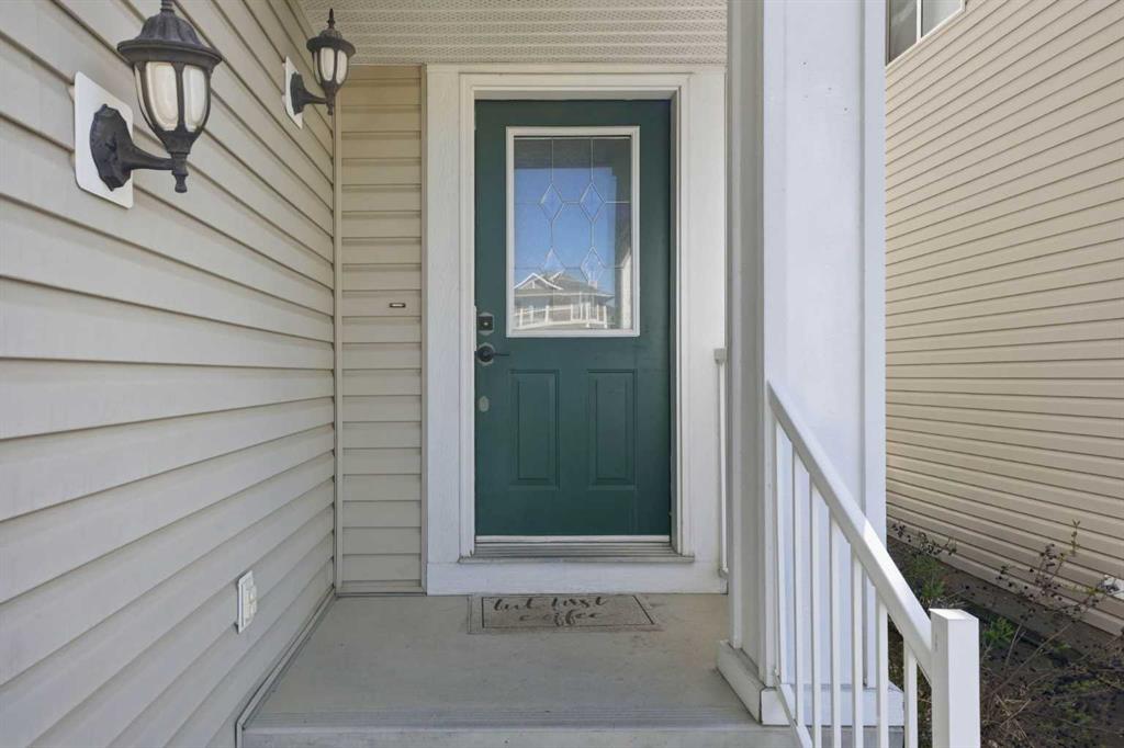 Picture for 78 Cougar Plateau Way SW
