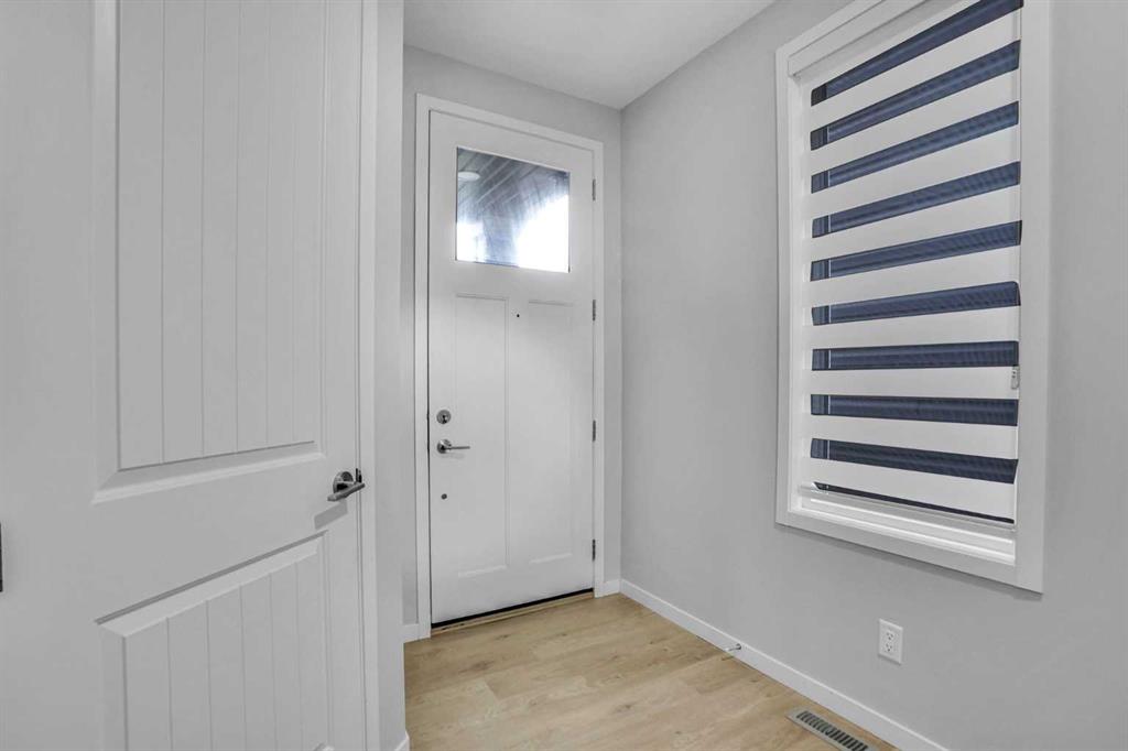 Picture for 28 Carringsby Avenue NW