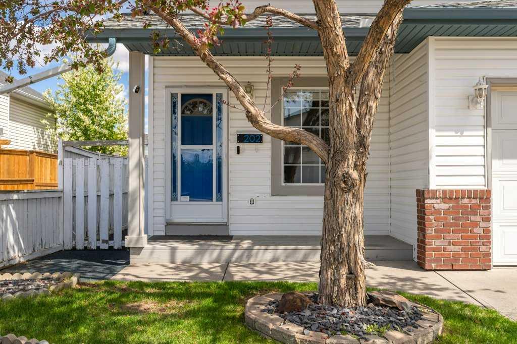Picture for 202 Willowbrook Close NW