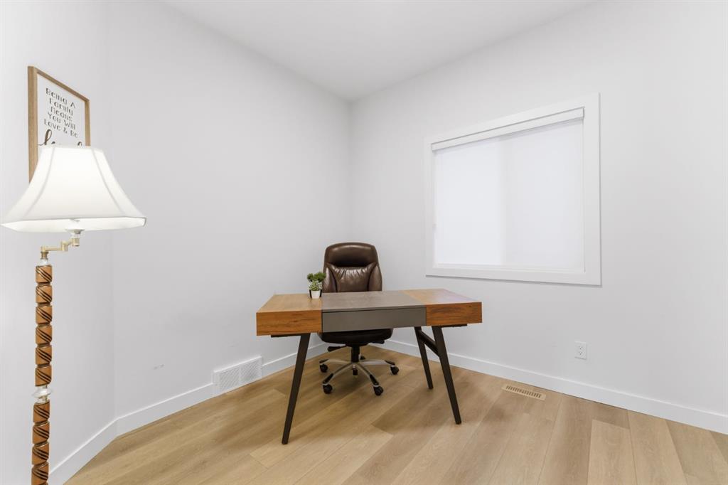Picture for 936 Langholm Drive SE