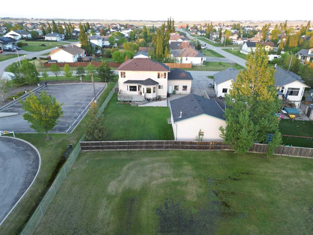 Picture for 46 4 Street NE