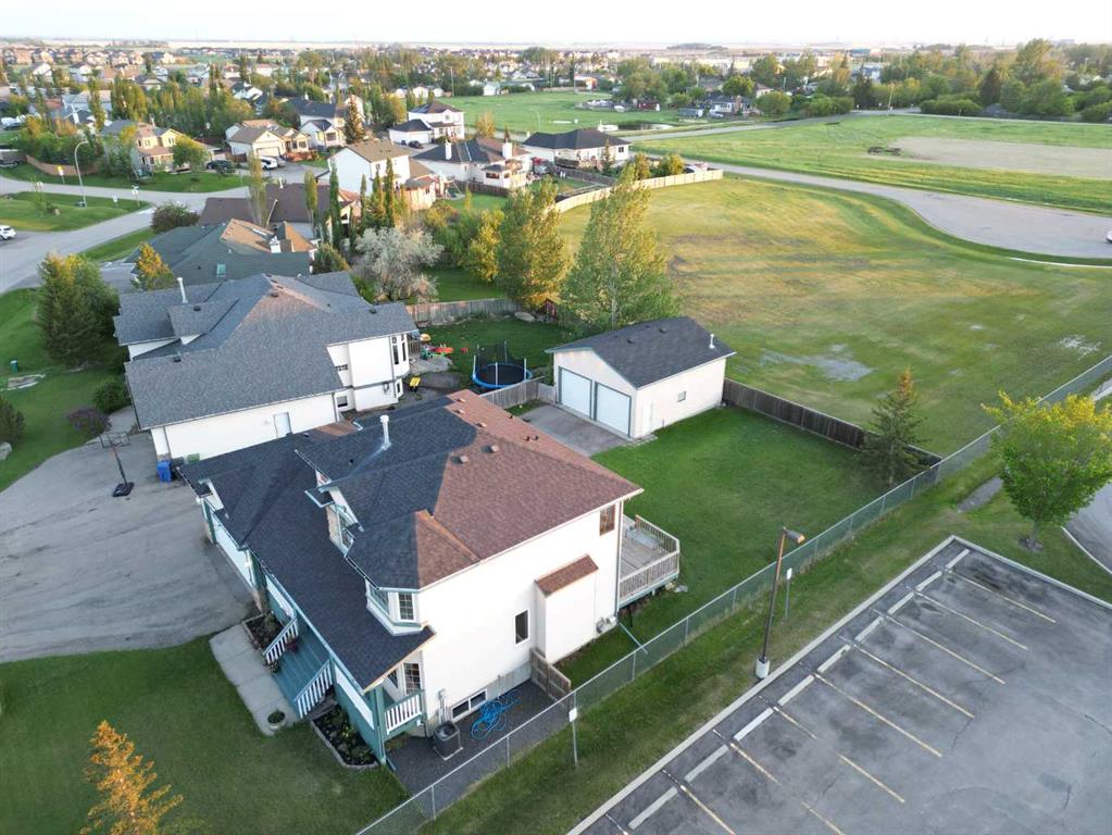 Picture for 46 4 Street NE