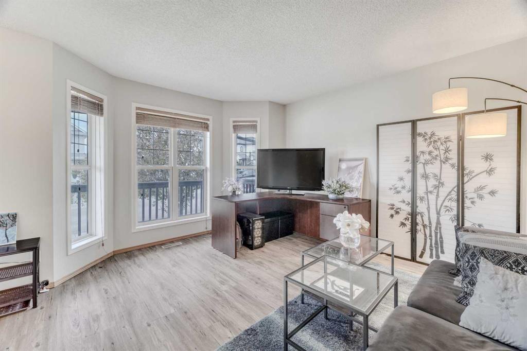 Picture for 170 Arbour Grove Close NW