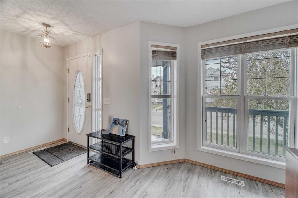 Picture for 170 Arbour Grove Close NW
