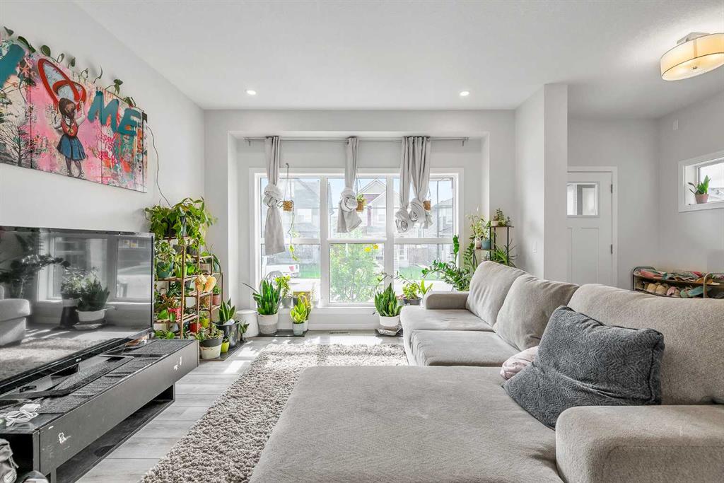 Picture for 107 Palomino Street 