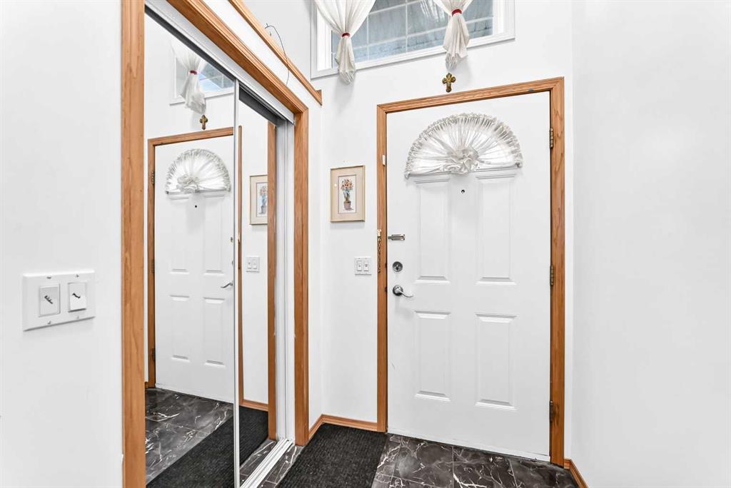 Picture for 98 Country Hills Heights NW