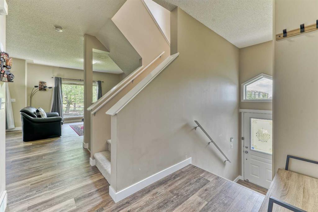 Picture for 406 Rocky Vista Gardens NW