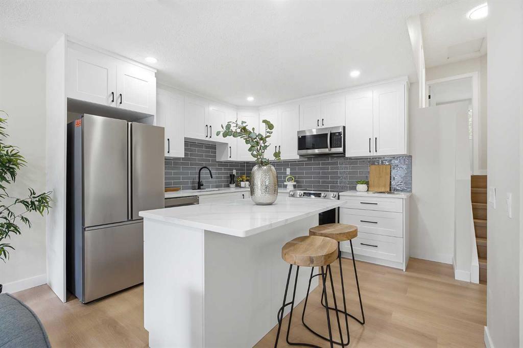 Picture for 1060 Ranchview Road NW