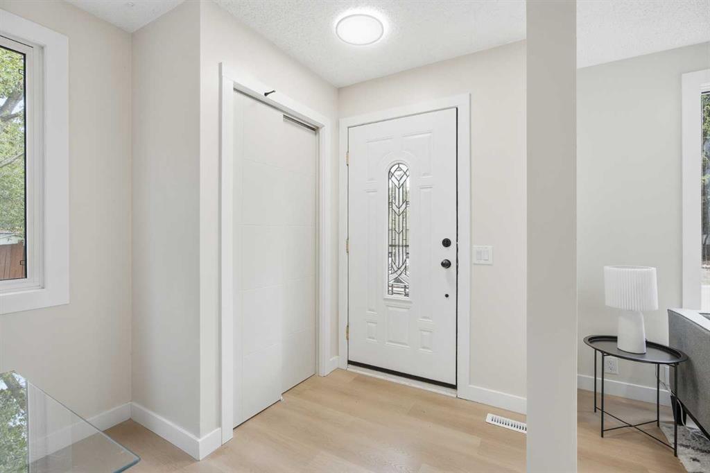 Picture for 1060 Ranchview Road NW