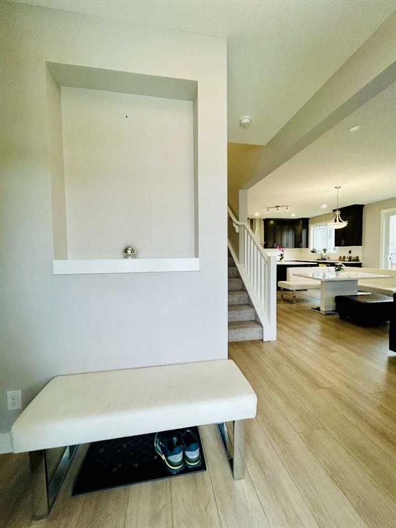 Picture for 16 Yorkville Terrace SW