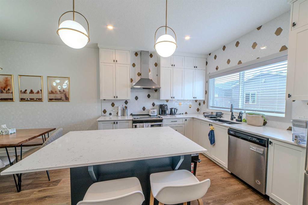 Picture for 643 Cornerstone Drive NE https://www.cirrealty.ca/reb/creb/80/A2266680_11.jpg