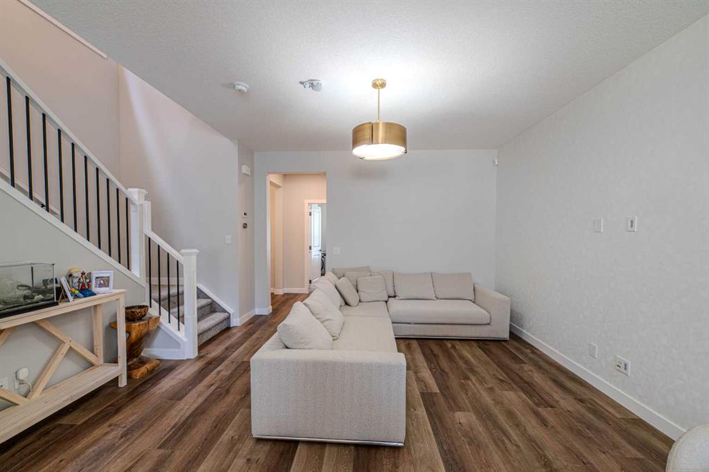 Picture for 643 Cornerstone Drive NE https://www.cirrealty.ca/reb/creb/80/A2266680_15.jpg