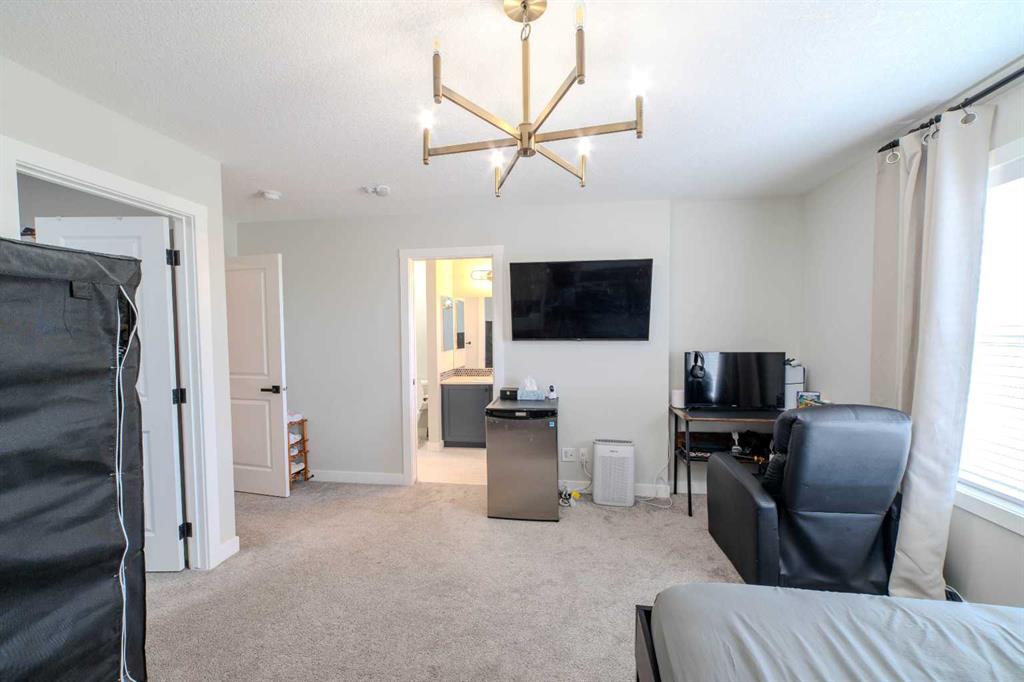 Picture for 643 Cornerstone Drive NE https://www.cirrealty.ca/reb/creb/80/A2266680_24.jpg