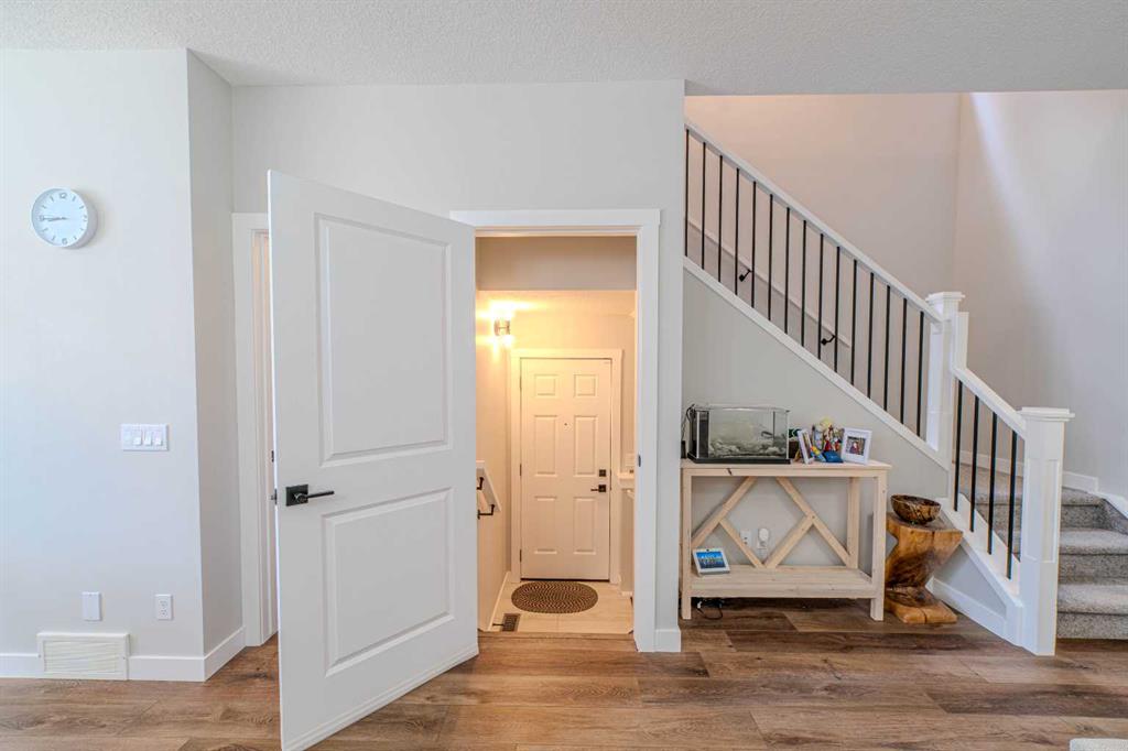 Picture for 643 Cornerstone Drive NE https://www.cirrealty.ca/reb/creb/80/A2266680_38.jpg