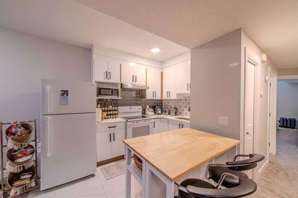Picture for 643 Cornerstone Drive NE https://www.cirrealty.ca/reb/creb/80/A2266680_42.jpg