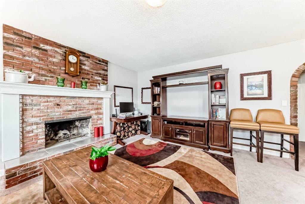 Picture for 363 Templeside Circle NE