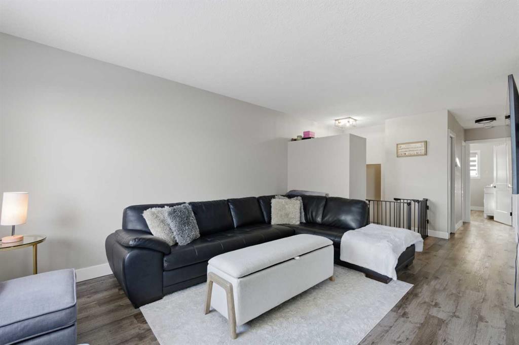 Picture for 62, 6100 4 Avenue NE