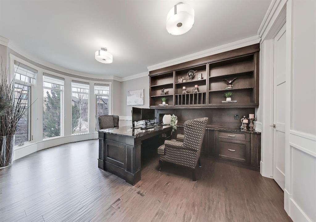 Picture for 32 Aspen Ridge Manor SW