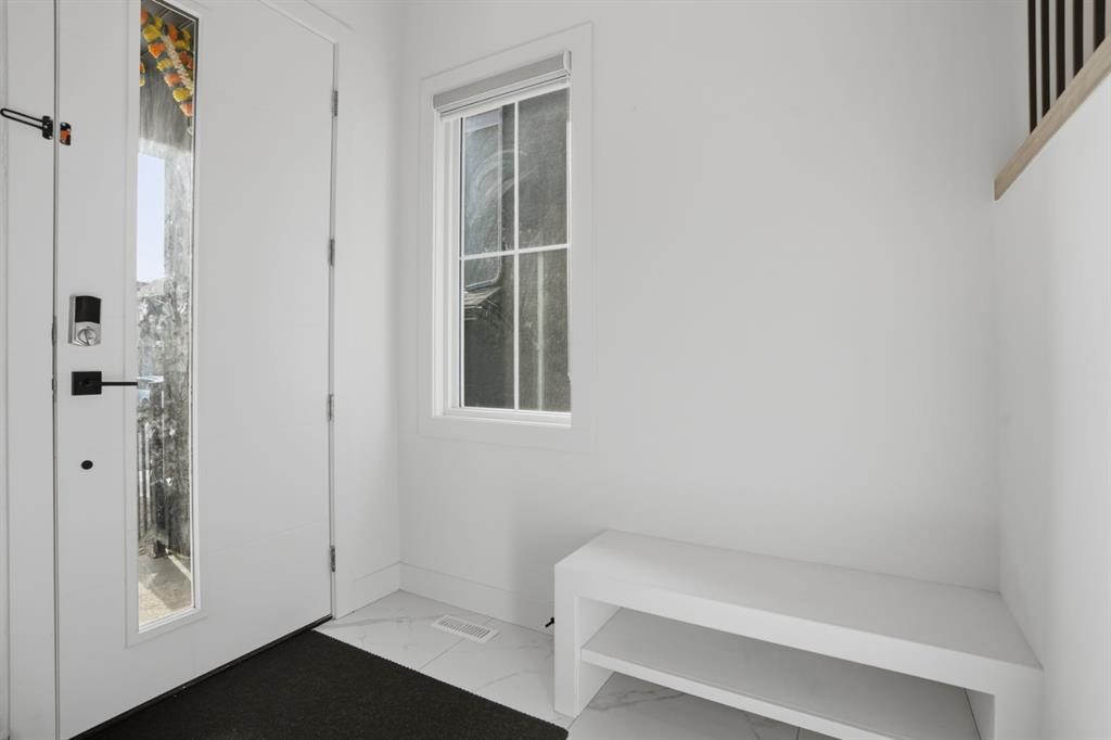 Picture for 49 Waterford Crescent 