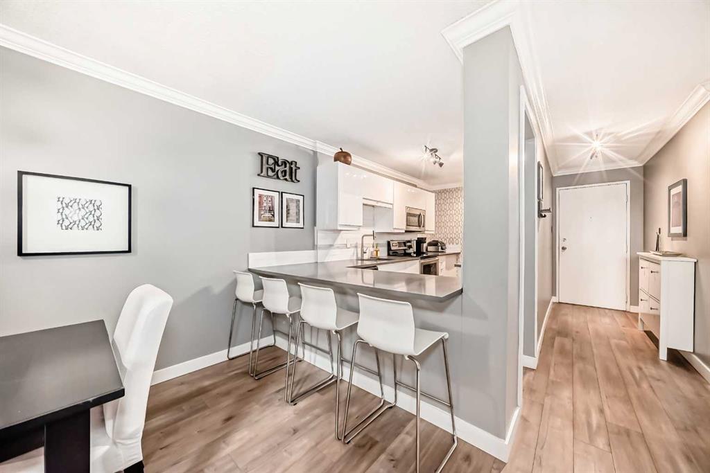 Picture for 205, 1213 13 Avenue SW