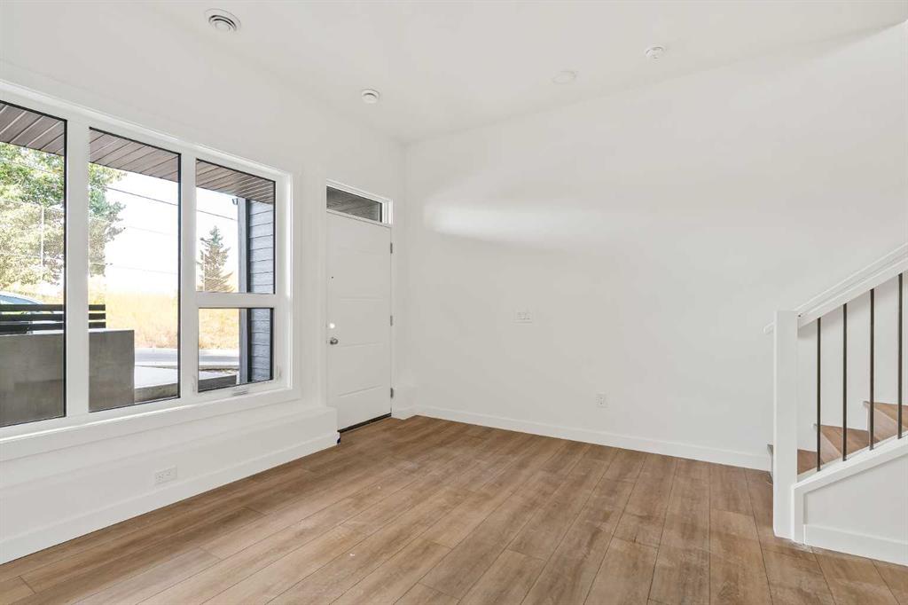 Picture for 2515 Sovereign Crescent SW