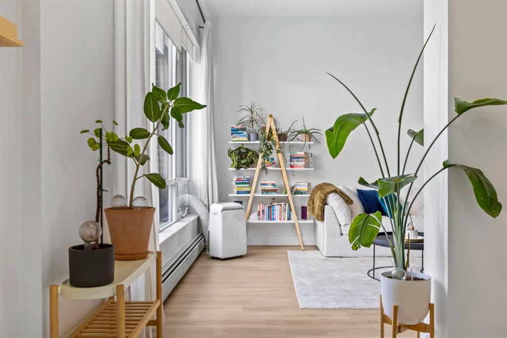 Picture for 105, 1501 6 Street SW