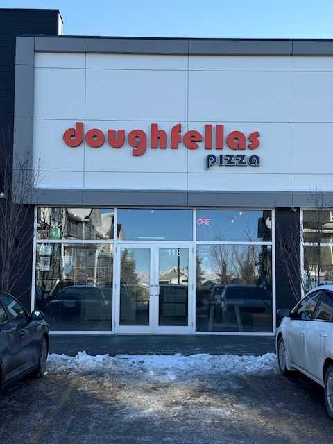 Picture for 118, 30 Crestridge Common SW