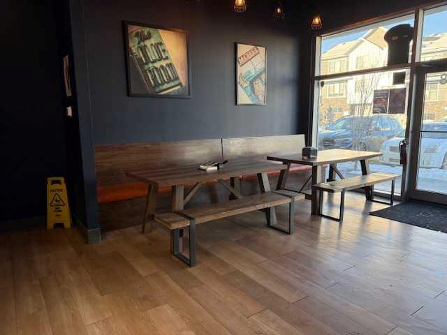 Picture for 118, 30 Crestridge Common SW