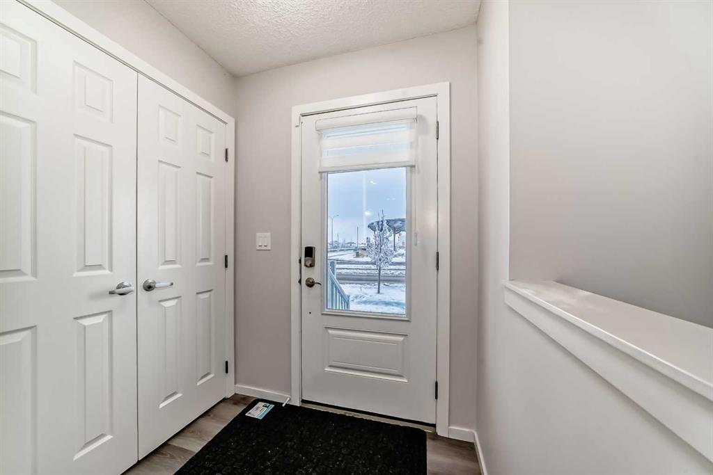 Picture for 1337 140 Avenue NW