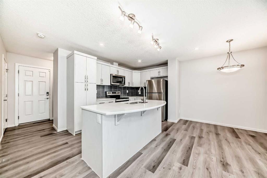 Picture for 1337 140 Avenue NW