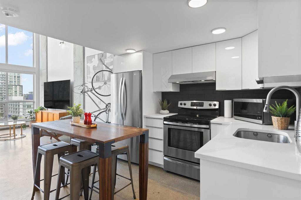 Picture for 510, 535 8 Avenue SE