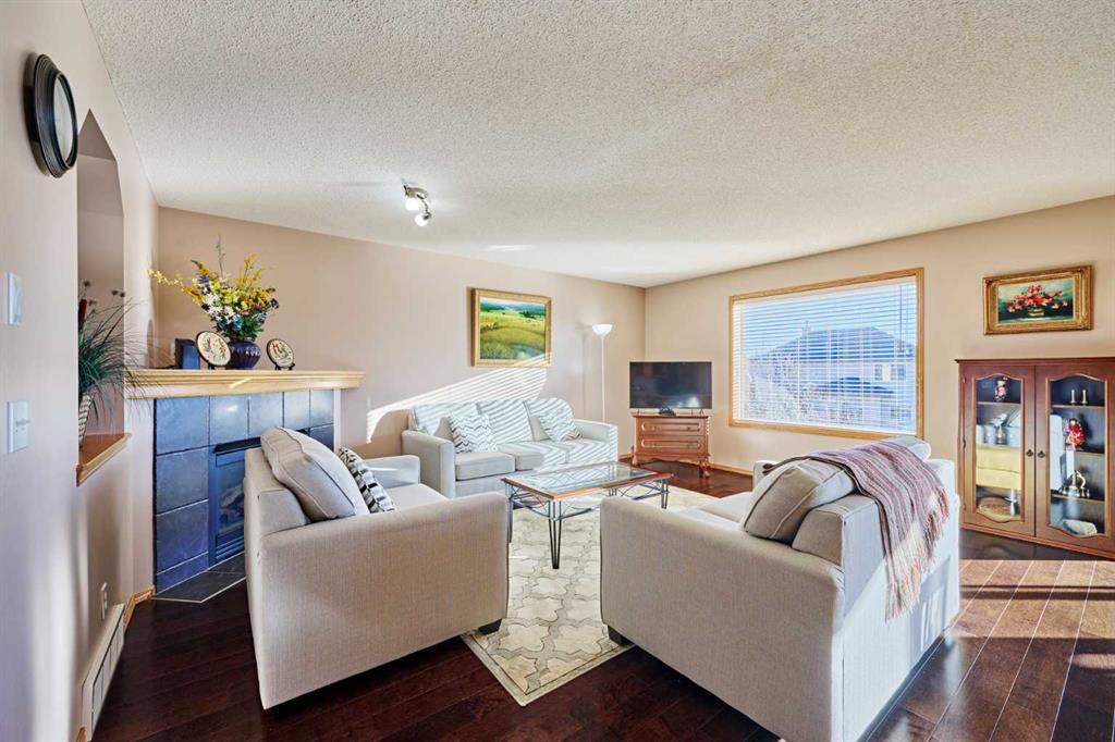 Picture for 60 Edgeridge Close NW