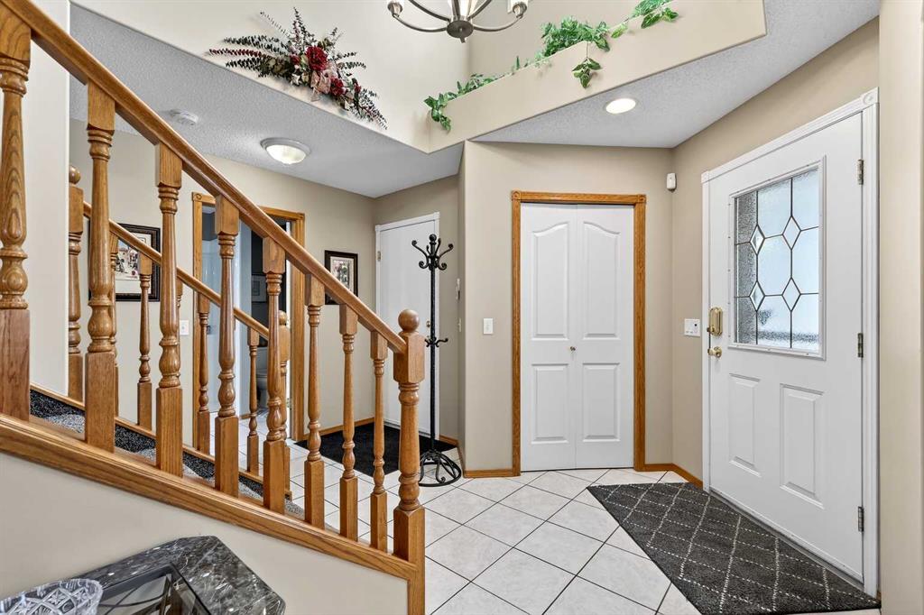 Picture for 195 Cove Crescent 