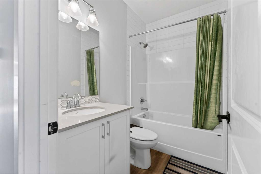 Picture for 210 Cornerstone Crescent NE