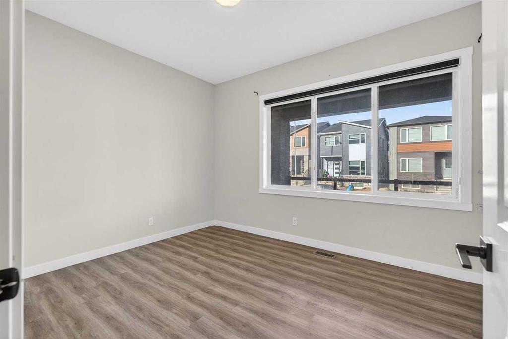 Picture for 210 Cornerstone Crescent NE