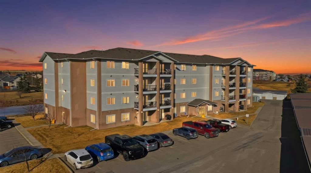 Picture for 404, 300 Edwards Way NW