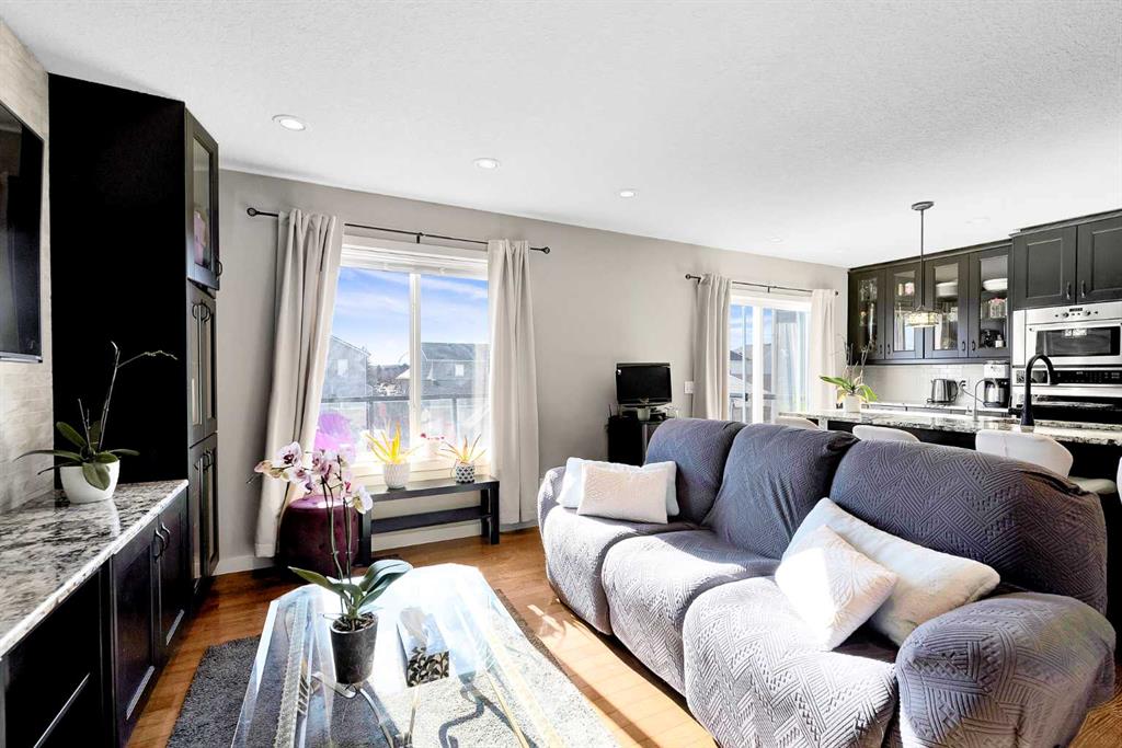 Picture for 12 Bridleridge Court SW