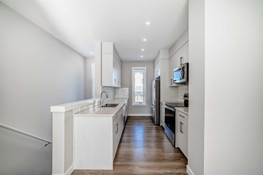 Picture for 57 Skyview Ranch Avenue NE