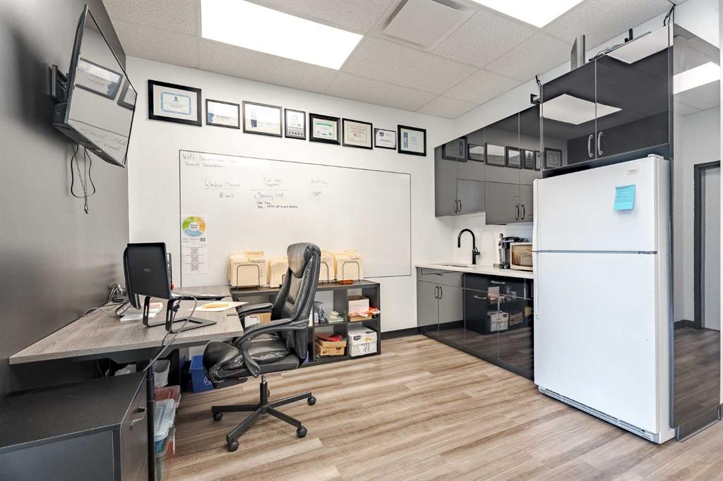 Picture for 3121, 2920 Kingsview Boulevard SE