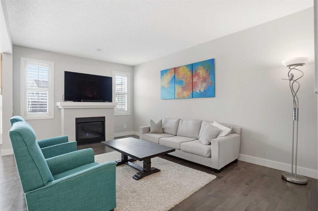 Picture for 1915 77 Street SW