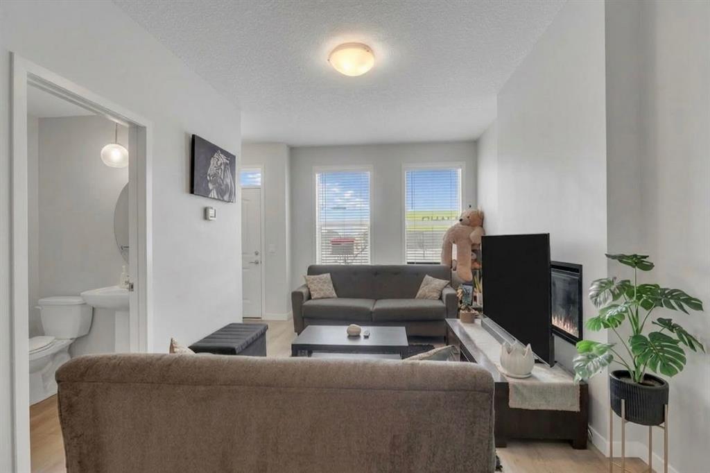 Picture for 1162 Cornerstone Boulevard NE