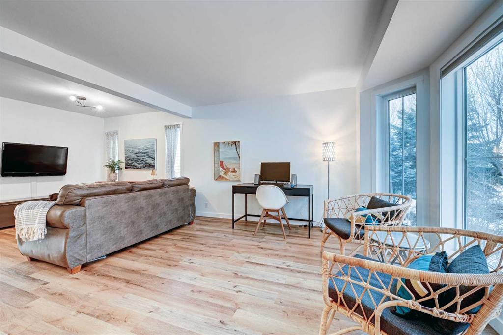 Picture for 126 Hidden Crescent NW