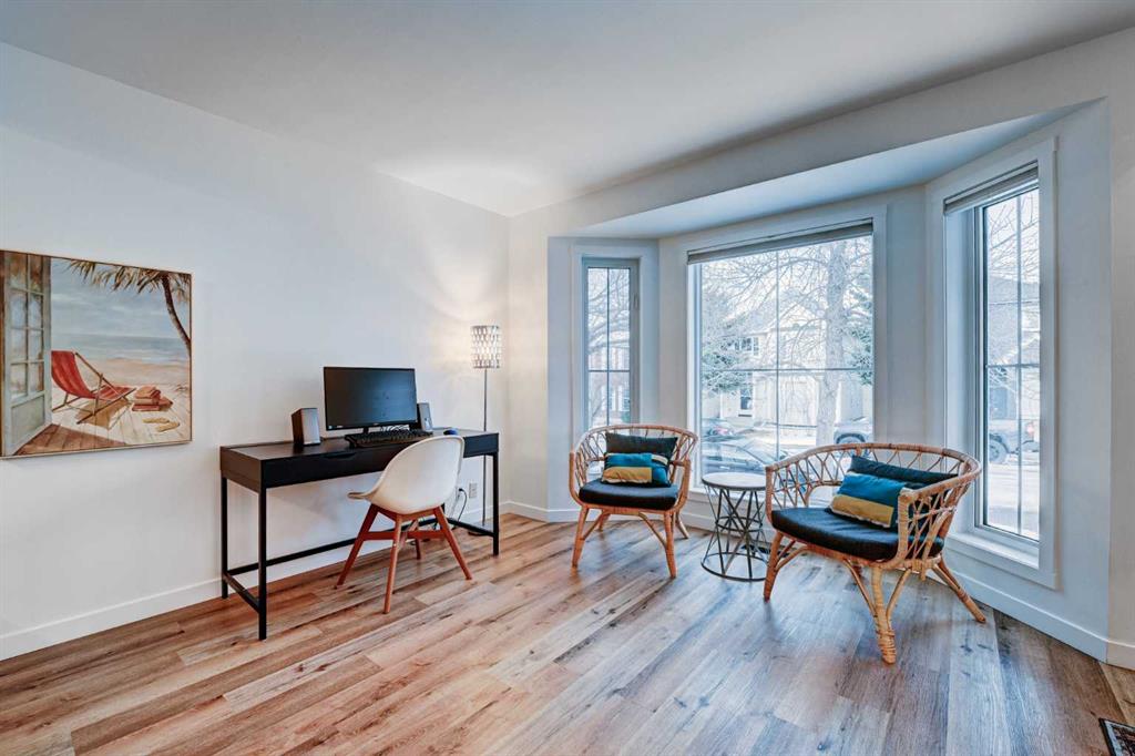 Picture for 126 Hidden Crescent NW